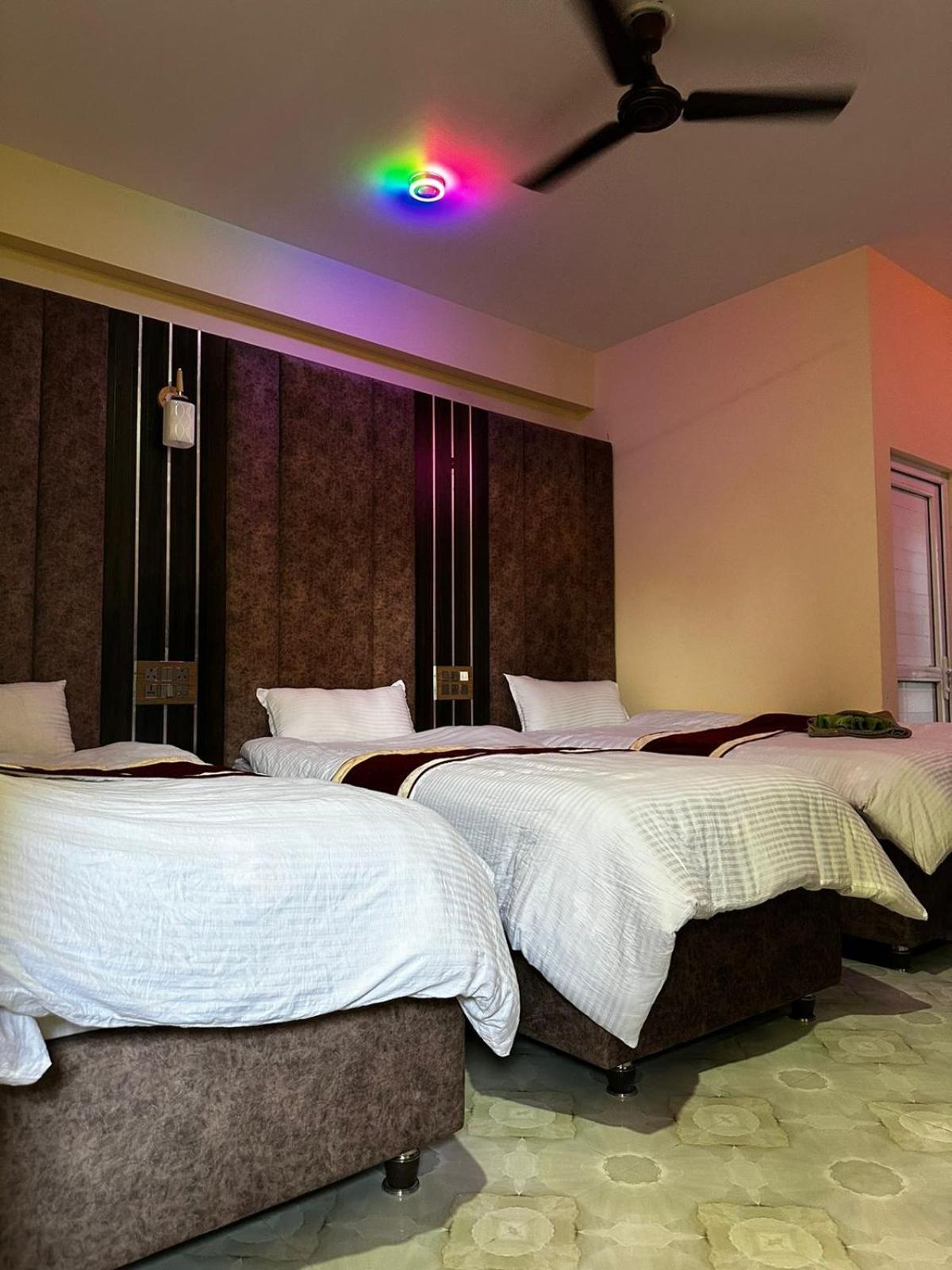 Hotel Hot Pot, Dhangadhi Ngoại thất bức ảnh